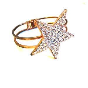 NEW Star ⭐️ bracelet